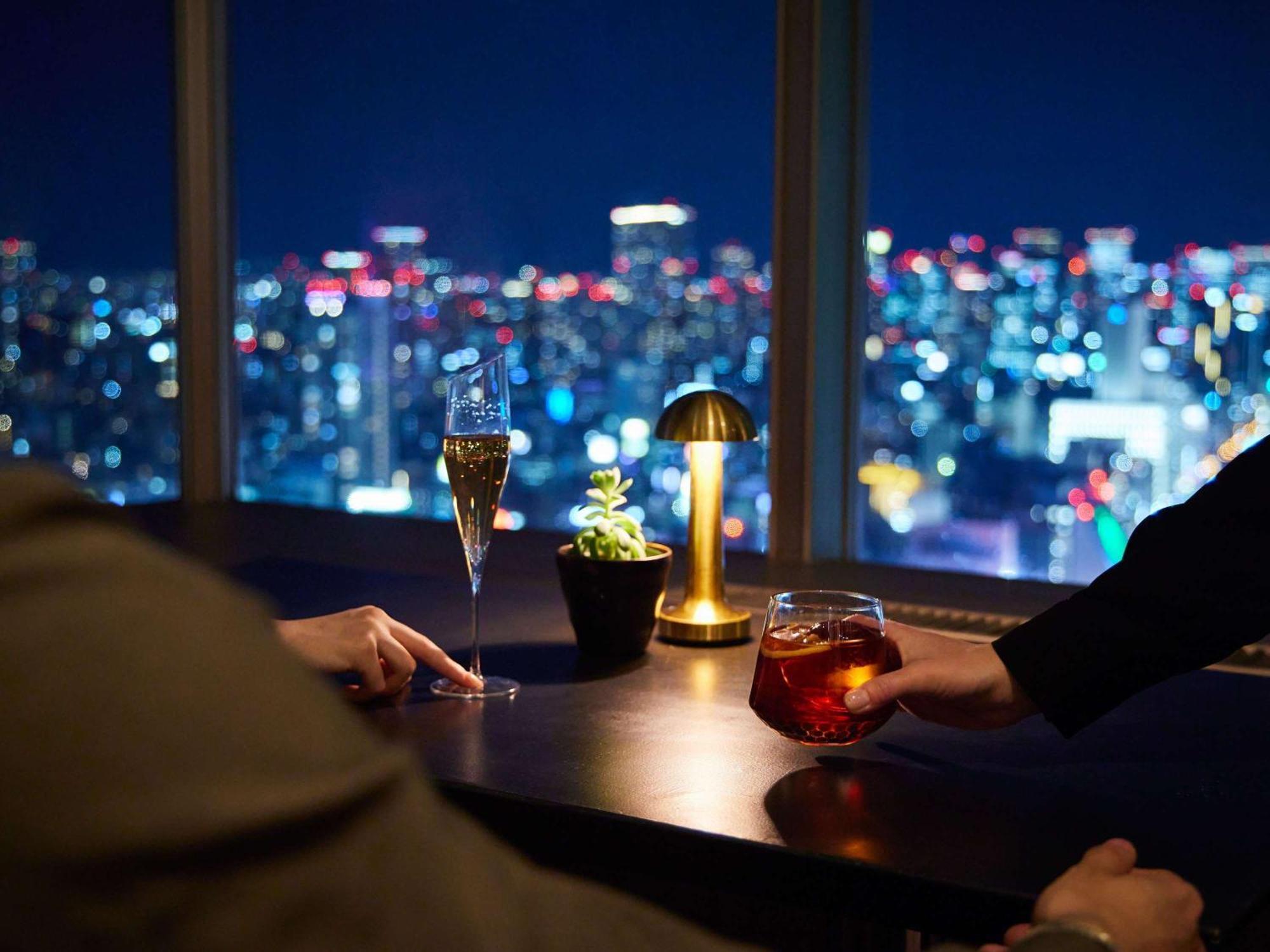 Swissotel Nankai Осака Экстерьер фото Sky Bar