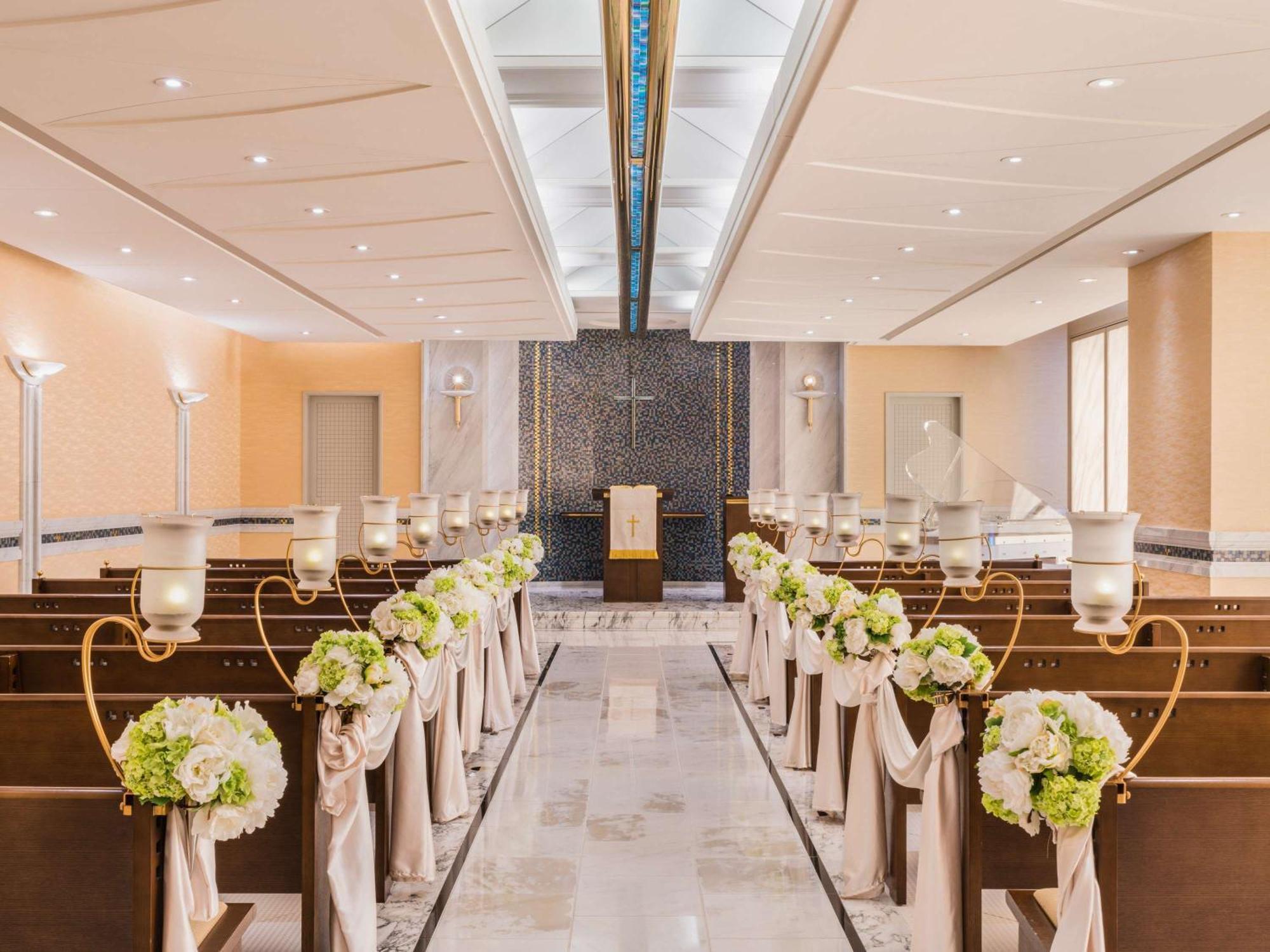 Swissotel Nankai Осака Экстерьер фото The Chapel